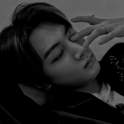 if i could go with you in the dream i would continue to sleep forever 🪫に : JAY ブラザーズ
