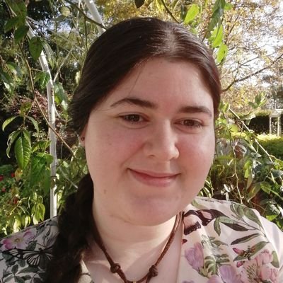 EleanorsHangOut's profile picture. I like to read books, art, writing, games, and food. Safe space 🏳️‍🌈 😎✌️