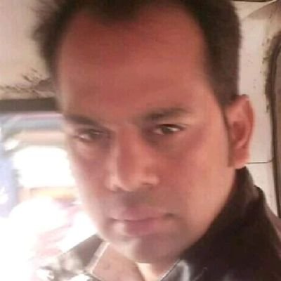 roomimirza's profile picture. 