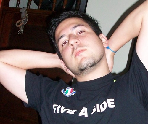 omar_alocen's profile picture. Amo viajar , el futbol y el rock💪