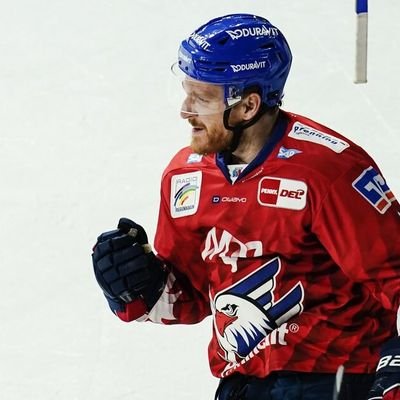Professional Hockey Player for Adler Mannheim (DEL) #4 and Team Germany #5 🏒 | born in beautiful Munich, Germany🇩🇪🏔