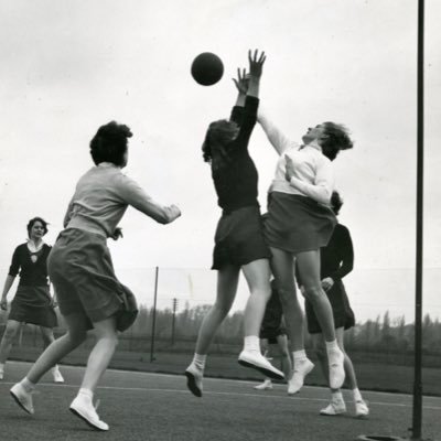 A space for oral histories of netball for lovely nerds. Brought to you by @bigrednetball and @netballmally