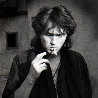 V270K's profile picture. decentralization enjoyer and not a financial advisor