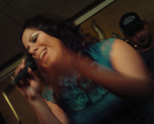 Ésta es la Página de Fans (Fan Page) de Lore Aquino
Página Oficial Lore Aquino: http://t.co/aRTQW1geSy