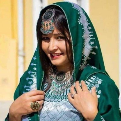 سر تو بریده طالب سر من بریده اندوه
به کجا برم شکایت وطنی که سر ندارد
#StopHazaraGenocide