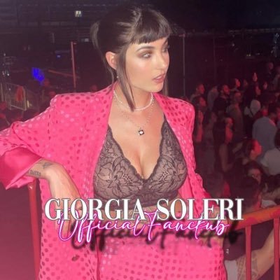 We bring you news and updates about the italian influencer, model and activist @giorgiasoleri 💖
{🇬🇧🇮🇹🇫🇷}