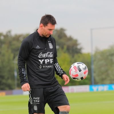 abimbola_shola's profile picture. ZJMVUZ57