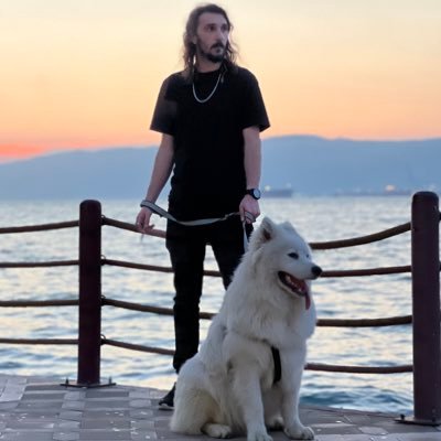 Darreldake's profile picture. Gecenin teki.