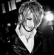 Hello, welcome to my Twitter. I'm the bassist of the Band the GazettE, you maybe heard of it. //ROLEPLAYING, NO OFFICIAL.//