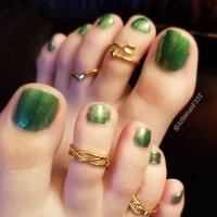 Athena's Feet(@AthenasF33T) 's Twitter Profile Photo