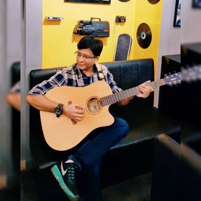 hiteshcbhatt's profile picture. Food is Love, Travel is Life. 
A Gadabout.
Solo Traveller. 
Gastronome.
Shutterbug.
Aesthete.
Green Panther ( Climate Warrior )
Politicophile.