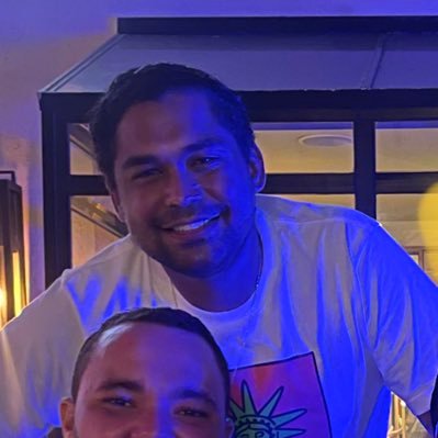 isaacbdls's profile picture. 