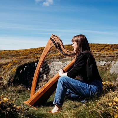 SUPERB HIGHLAND HARPIST (BBC R2)
⭐️NEW ALBUM ÉLAN of Harp / Guitar with @RonJappyMusic  
⭐️ Also love performing with Manx Gaelic Singer @RuthKeggin