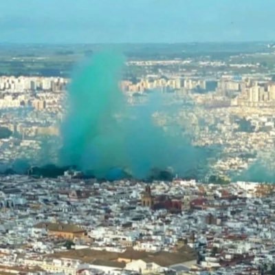 Ex militar, ex trabajador de la noche, De los del gol sur desde el 86, Escolta Profesional, tercera cuenta, tres años sin Twitter