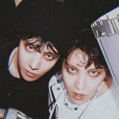 A ps no se que escribir ksjjdjdjsks
me gusta dibujar y escribir fanfics en Wattpad
Jack in the box