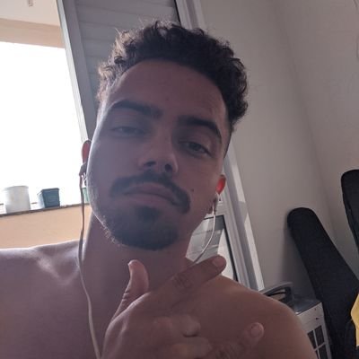 AndreFavotto's profile picture. Eng. de Controle e Automação - UFU 📌