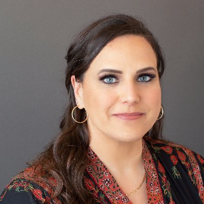 PhD, spirited academic, educator, writer, researcher, student of Flamenco and qanun, yoga instructor. Humber, U.Windsor, WEtech Alliance, and WINCan
