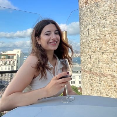 selengunesss's profile picture. DÜ🎓🍀 Hemşire 👩🏻‍⚕️