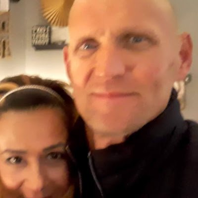 RSpringen's profile picture. It might not be long, but it sure is thin