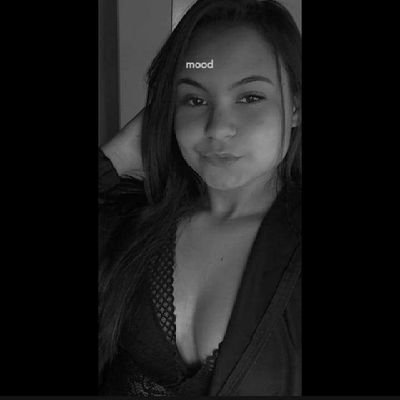 Capricorniana ♑
Sou do axé 🖤❤
Gremistaaa💙🇧🇼