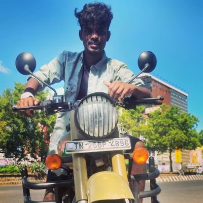 My fev color black 🖤
My fev Rx100 😍
Thalapathi fan🥰
Briyani lover😋