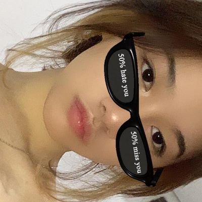 _angelyynaa's profile picture. i decide my vibe