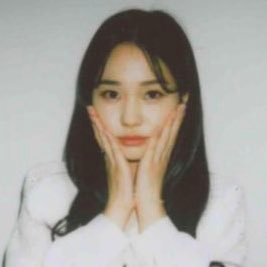 kuweeekly's profile picture. 해피지효 ☘️