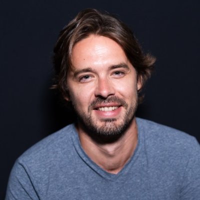 TiboLeKoko's profile picture. Ingénieur en électronique pendant 10 ans, je suis maintenant chasseur de tête et j'aide mes clients à embaucher les meilleurs ingénieurs du marché!