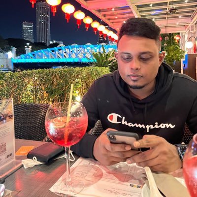 iprincipino__'s profile picture. C’est la vie.