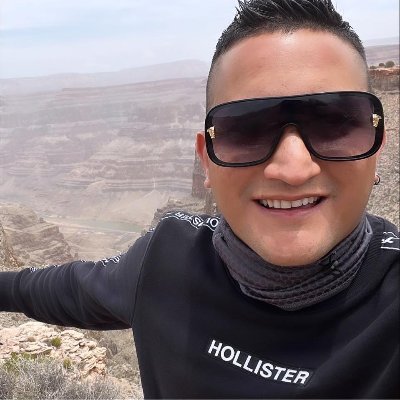 JairoSepulvedaO's profile picture. NO LE PIDAS A DIOS QUE GUIE TUS PASOS SI NO ESTAS DISPUESTO A MOVER TUS PIES