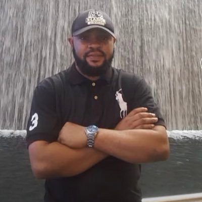 unnasco's profile picture. Cool, calm and collected, i love listening to music, @chelseafc. My favorite quote All is well.