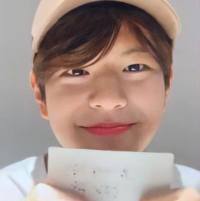☾ ⋆*・゚:⋆*・゚a (not so) soft stay who is living for kim seungminie's braces and channie's dimple🥺 #스트레이키즈 |