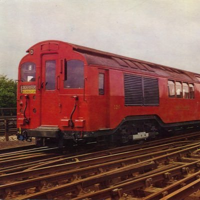 Hi good OO gauge EMU/DMU