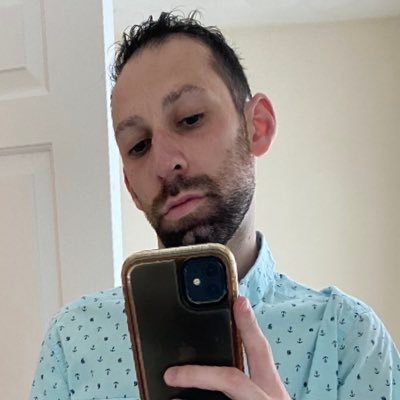 michael_shind's profile picture. A really down to earth man who loves to have a great time & meet new people (recently came out) enjoying & exploring this new chapter of my life (Cancer ♋️ )