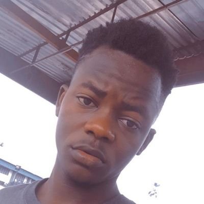 OghenemineAllen's profile picture. Introvert,graphic designer,cloth branding,Chelsea 💙