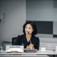 김효은 Hyoeun Jenny KIM(@jenny_hekim) 's Twitter Profile Photo