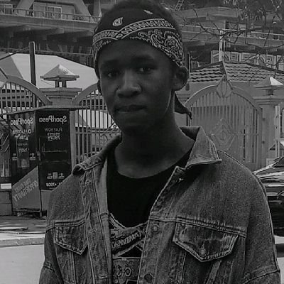 PaulMuc4801130's profile picture. Respect my cryppin' 🤟🏿
Am'a weirdo mehn 😂
may kiddoh 🥂