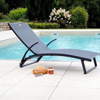 L’émission qui vous révèle tous les secrets de vacances des personnalités auvergnates. En juillet & en août, du lundi au vendredi à 10h30 & 19h30 @logosfmradio