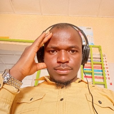 Monalisco's profile picture. life is in phases, and in every phase you find yourself enjoy and give your best.