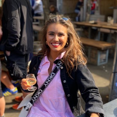 katiehands5's profile picture. Professional dancer with Riverdance & TCRG