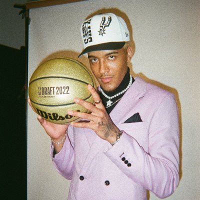 davido_end's profile picture. reporter