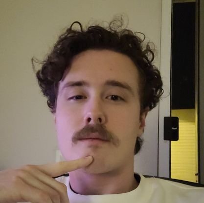 myles_saunders1's profile picture. 