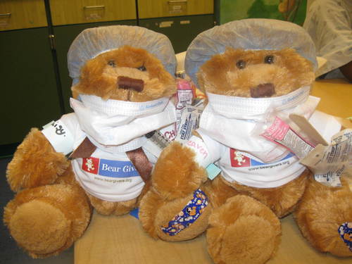 Bear Givers is a Non Profit organization dedicated to bringing joy to the lives of children and adults with the symbolic gift of a loveable Teddy Bear.