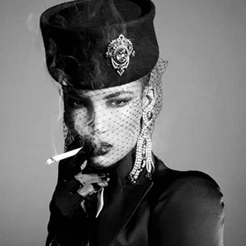 I manage http://vogue.bellibomb.info where you'll find the latest news, articles, insights and media.