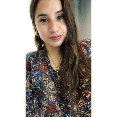 Marketing. Amante del café ☕️ . Fútbol y Tenis. Cine. Teatro. Chaufalover. Madre de lomitos.
