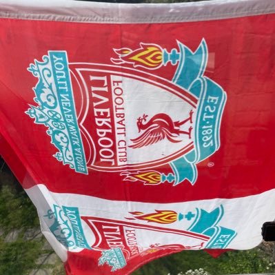 🇬🇧 /🇱🇧 . Liverpool fan #YNWA / لبنان 🇱🇧 #١٧ تشرين يوم مجيد