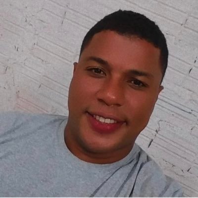 Editor de vídeo 👨🏾💻
Apaixonado pelos anos 90📟📜
Feliz demais com a vida😍