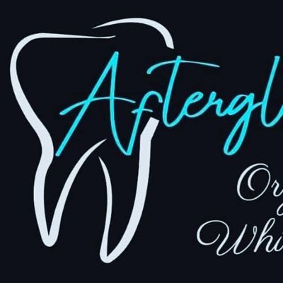 Safe, gentle and effective Organic Teeth Whitening in 60 minutes. Serving the Milwaukee area