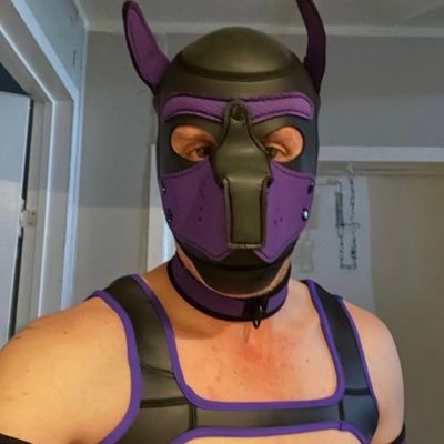 42, single, looking preferring ltr/dating, many intos and kinks, looking for keyholder/handler - bi switch - 18+ only!!