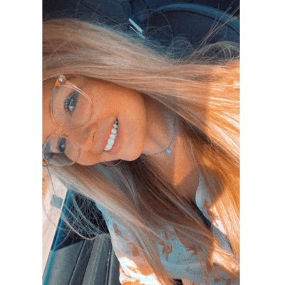 icarrieaboutyou's profile picture. be kind ღ